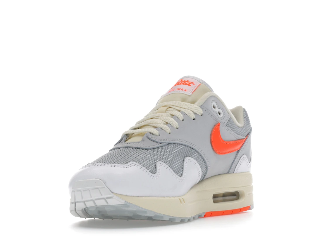Vue 13 de Nike Air Max 1 Patta Waves White Hyper Crimson (With Bracelet)