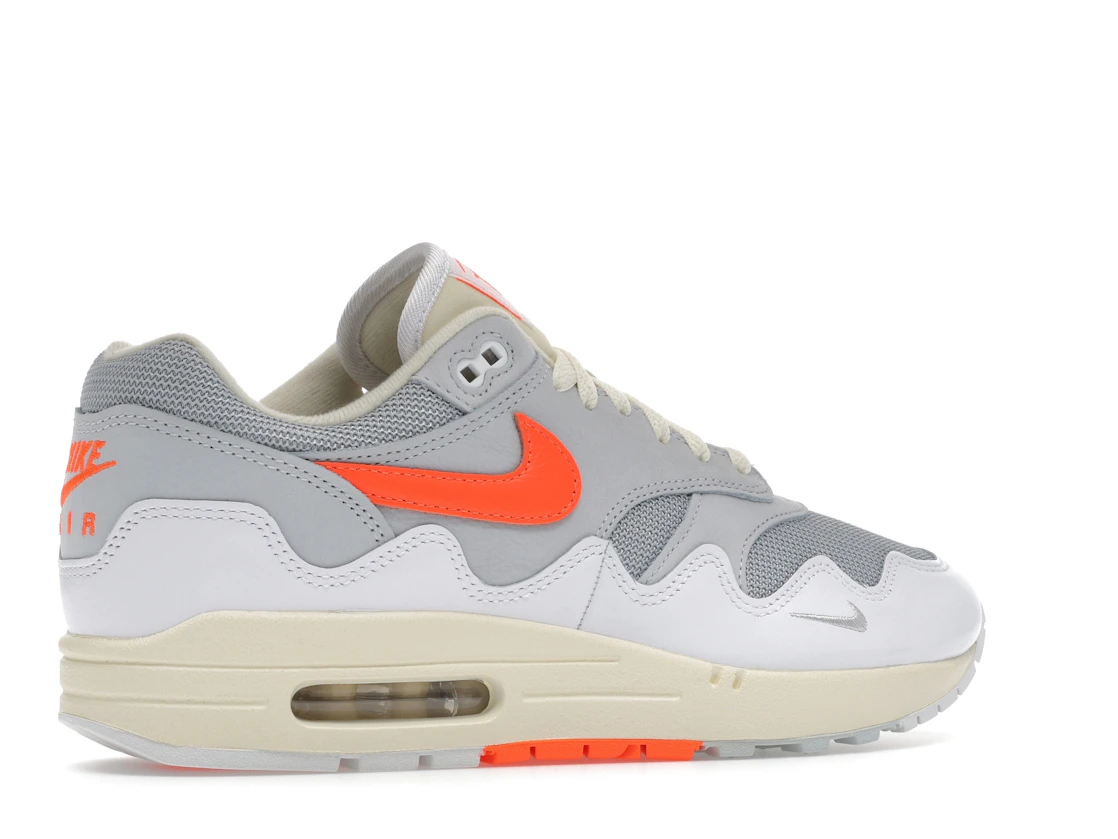 Vue 34 de Nike Air Max 1 Patta Waves White Hyper Crimson (With Bracelet)