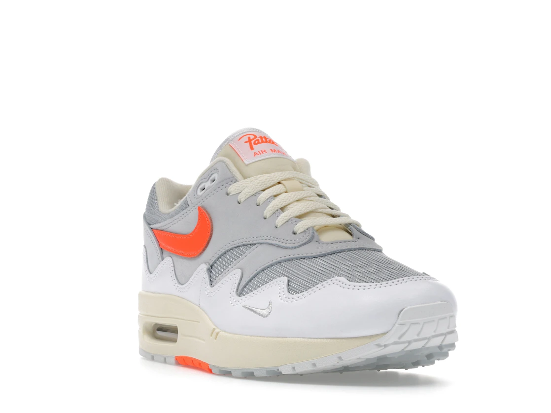 Vue 7 de Nike Air Max 1 Patta Waves White Hyper Crimson (With Bracelet)