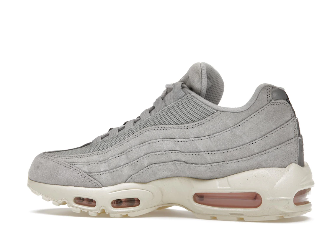 Vue 21 de Nike Air Max 95 Grey Fog Pink Foam