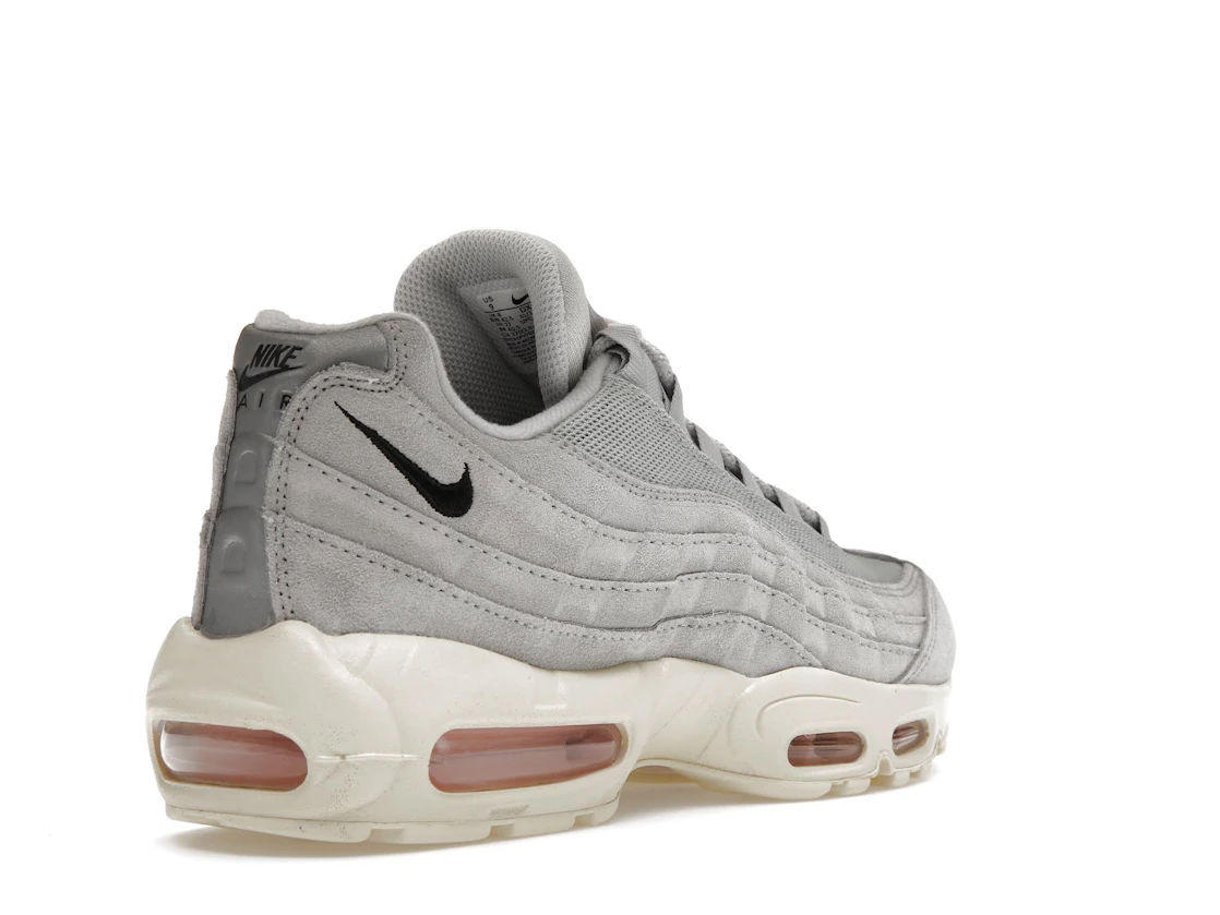 Vue 32 de Nike Air Max 95 Grey Fog Pink Foam