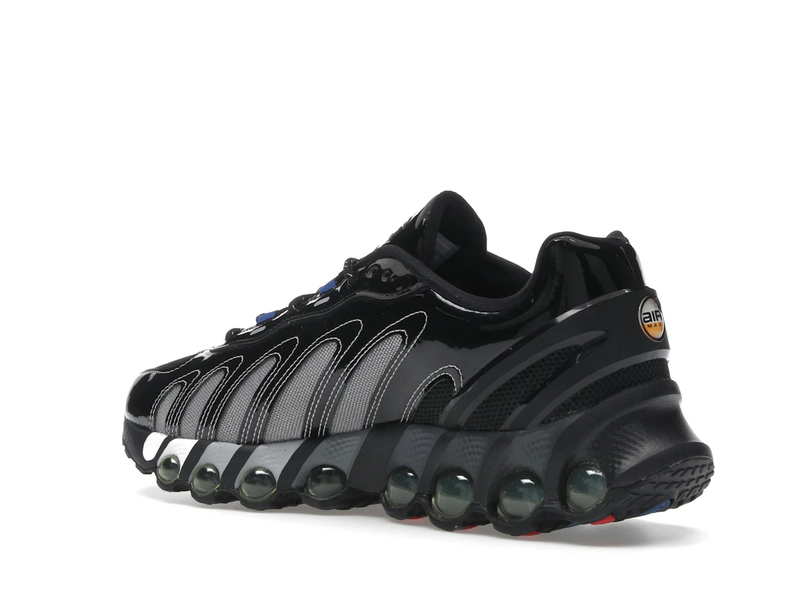 Vue 23 de Nike Air Max Dn8 Patta Black Metallic Silver