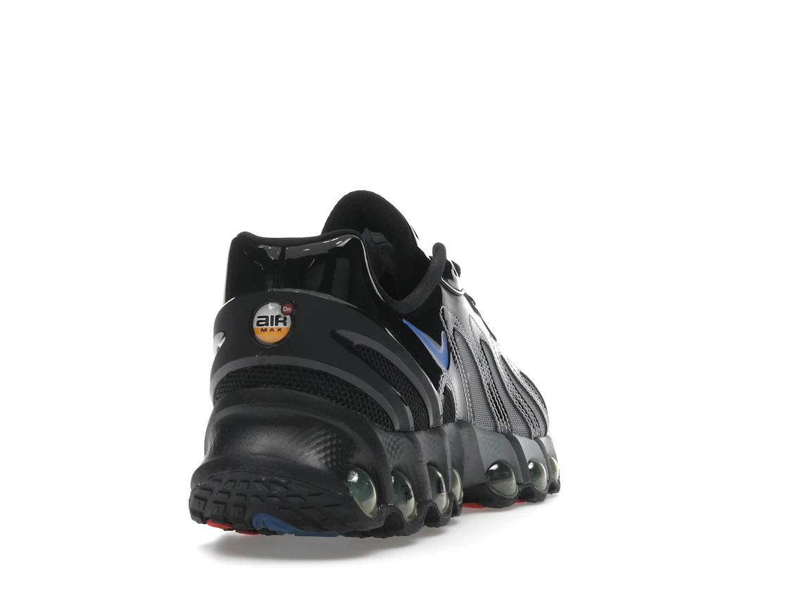 Vue 30 de Nike Air Max Dn8 Patta Black Metallic Silver