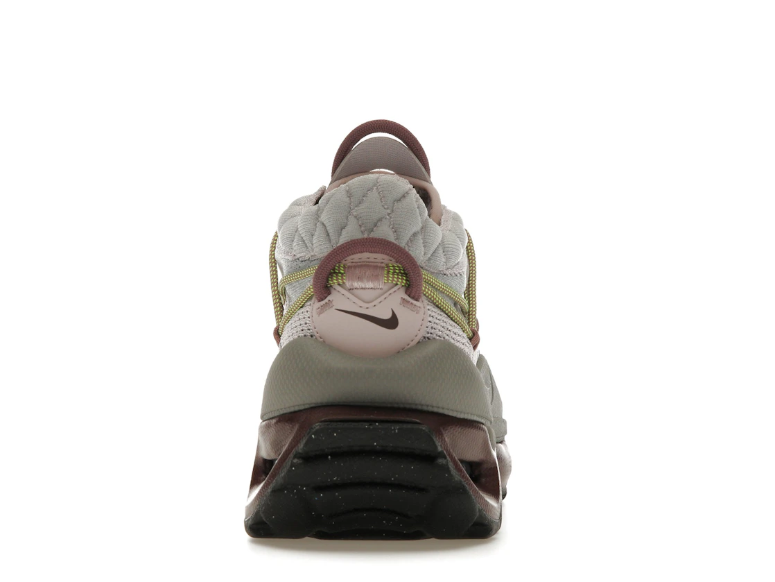 Vue 28 de Nike Air Max Flyknit Venture Platinum Violet
