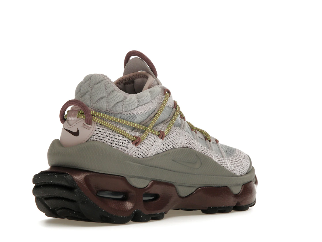 Vue 32 de Nike Air Max Flyknit Venture Platinum Violet