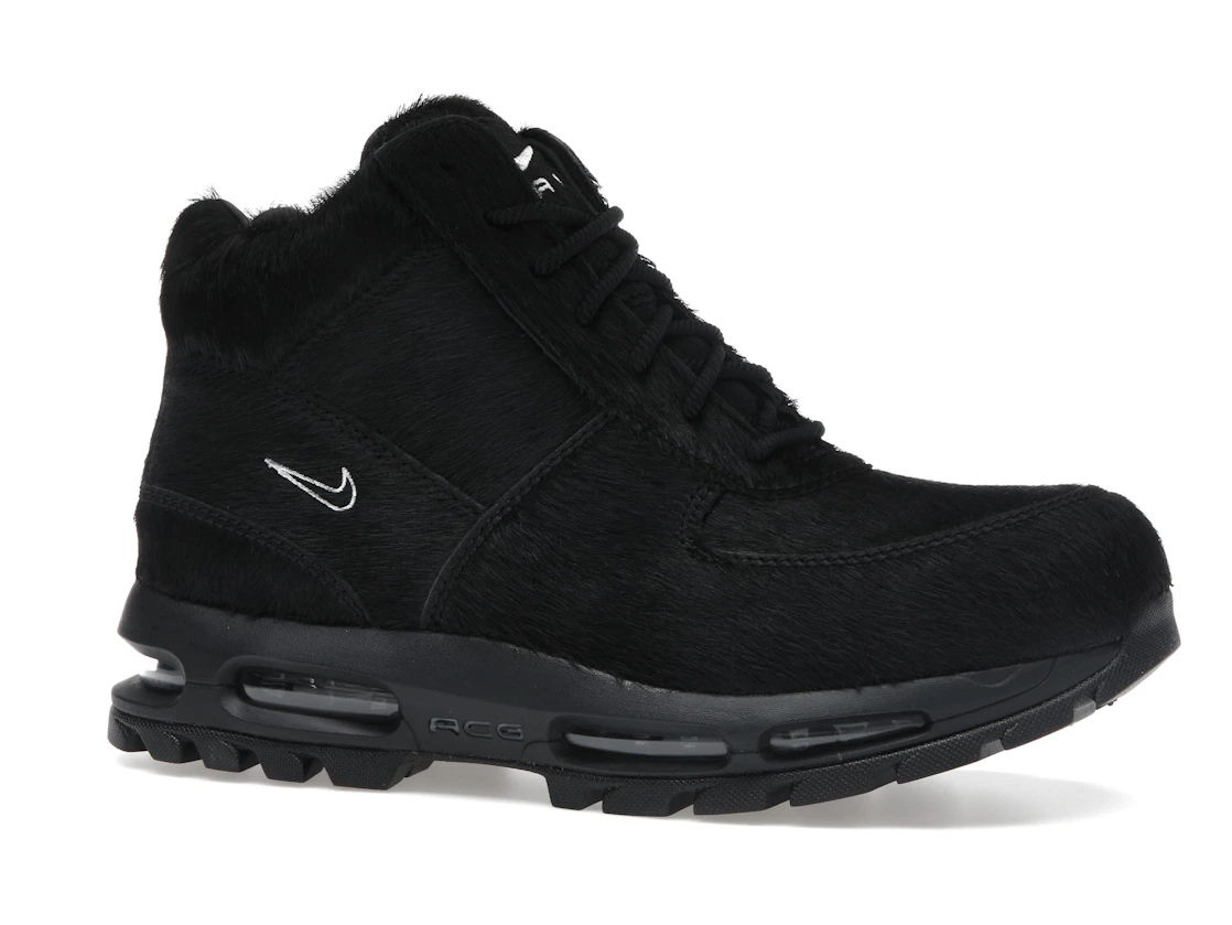 Vue 3 de Nike Air Max Goadome Black Pony Hair