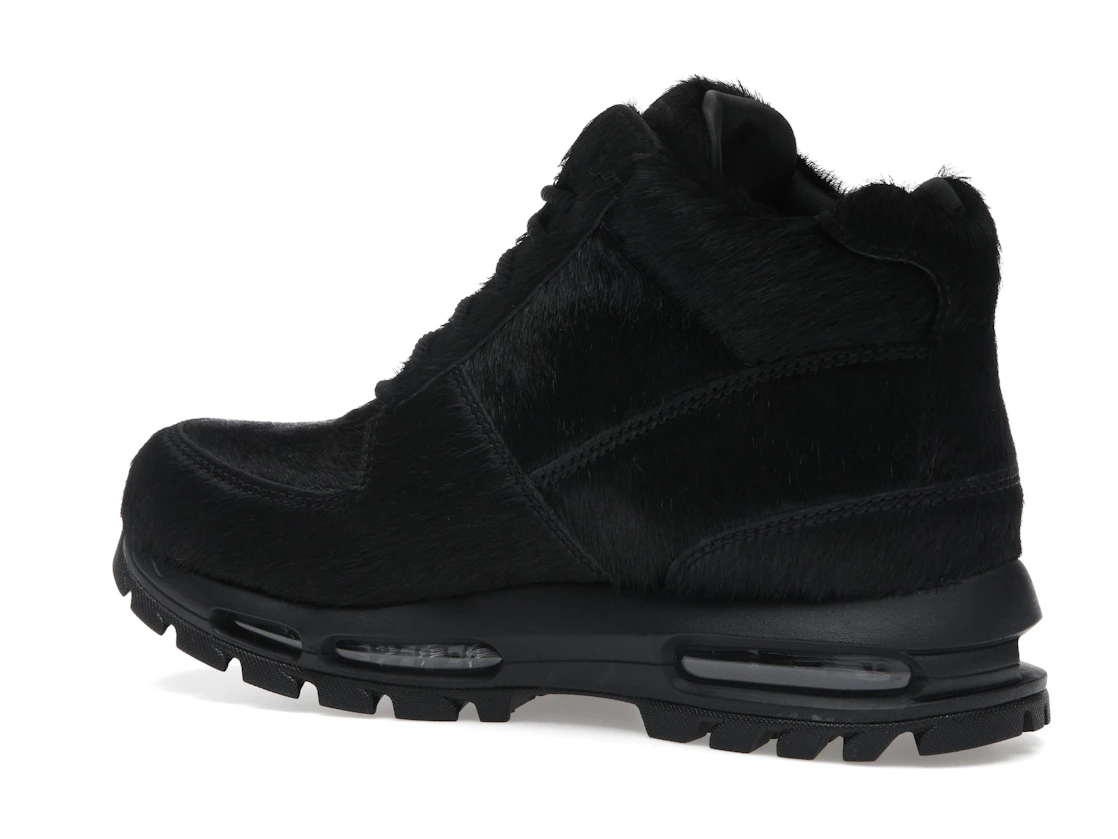 Vue 22 de Nike Air Max Goadome Black Pony Hair