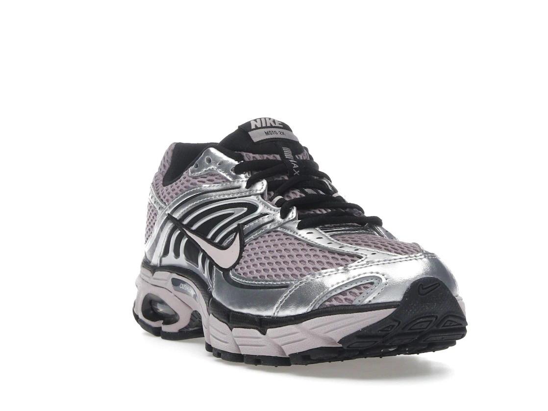 Vue 7 de Nike Air Max Moto 2K Light Violet Ore Metallic Silver 