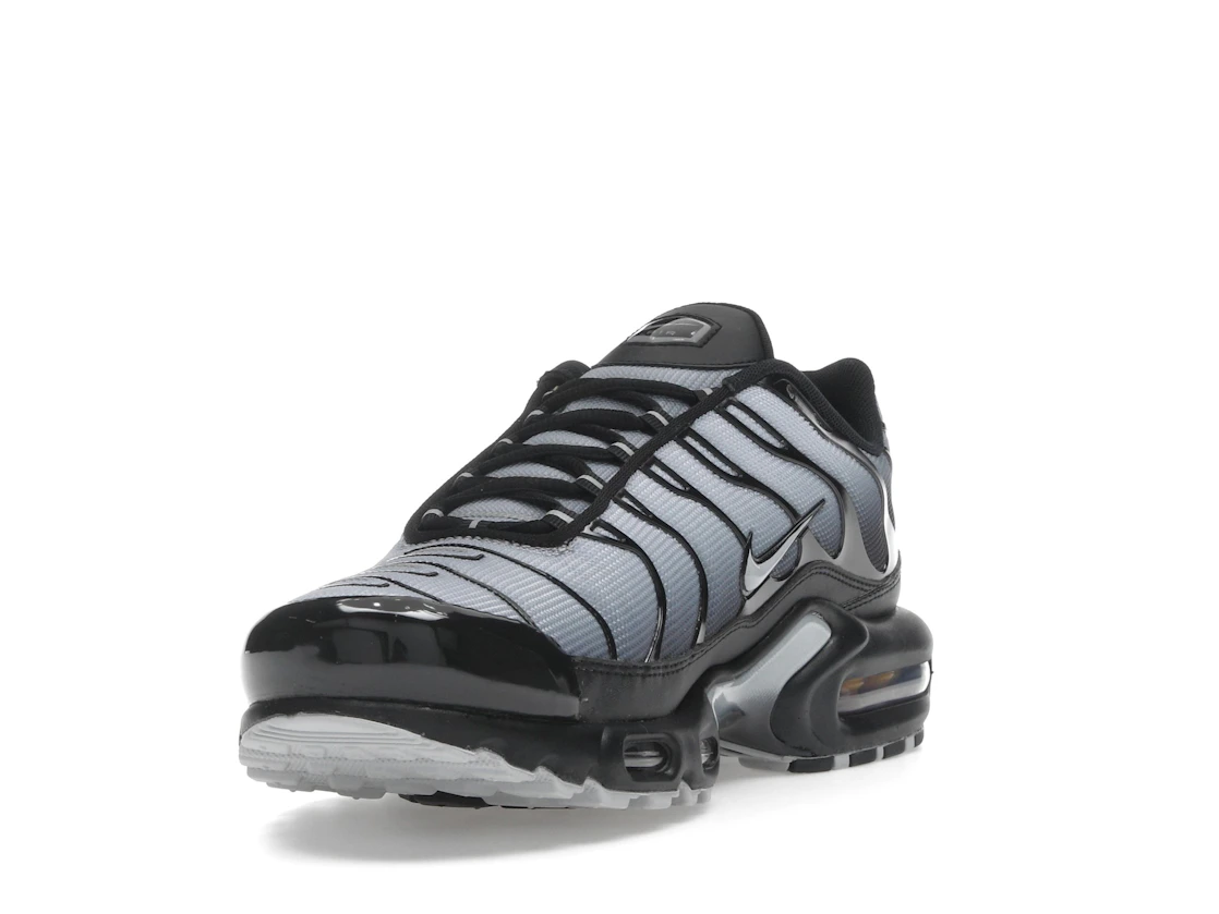 Vue 13 de Nike Air Max Plus SE Black Wolf Grey 