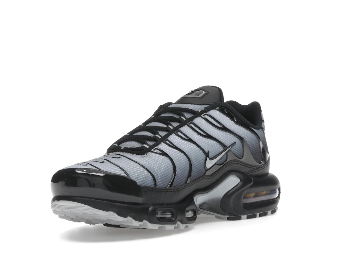 Vue 14 de Nike Air Max Plus SE Black Wolf Grey 