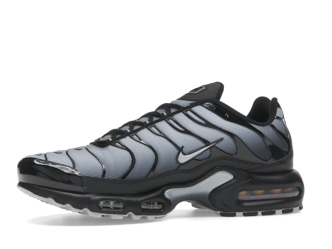 Vue 17 de Nike Air Max Plus SE Black Wolf Grey 
