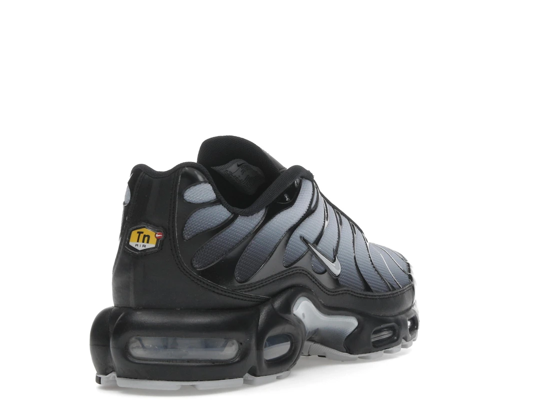 Vue 31 de Nike Air Max Plus SE Black Wolf Grey 