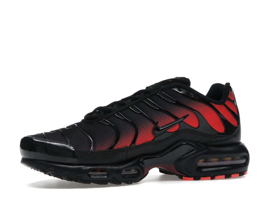 Vue 17 de Nike Air Max Plus Black Noble Red