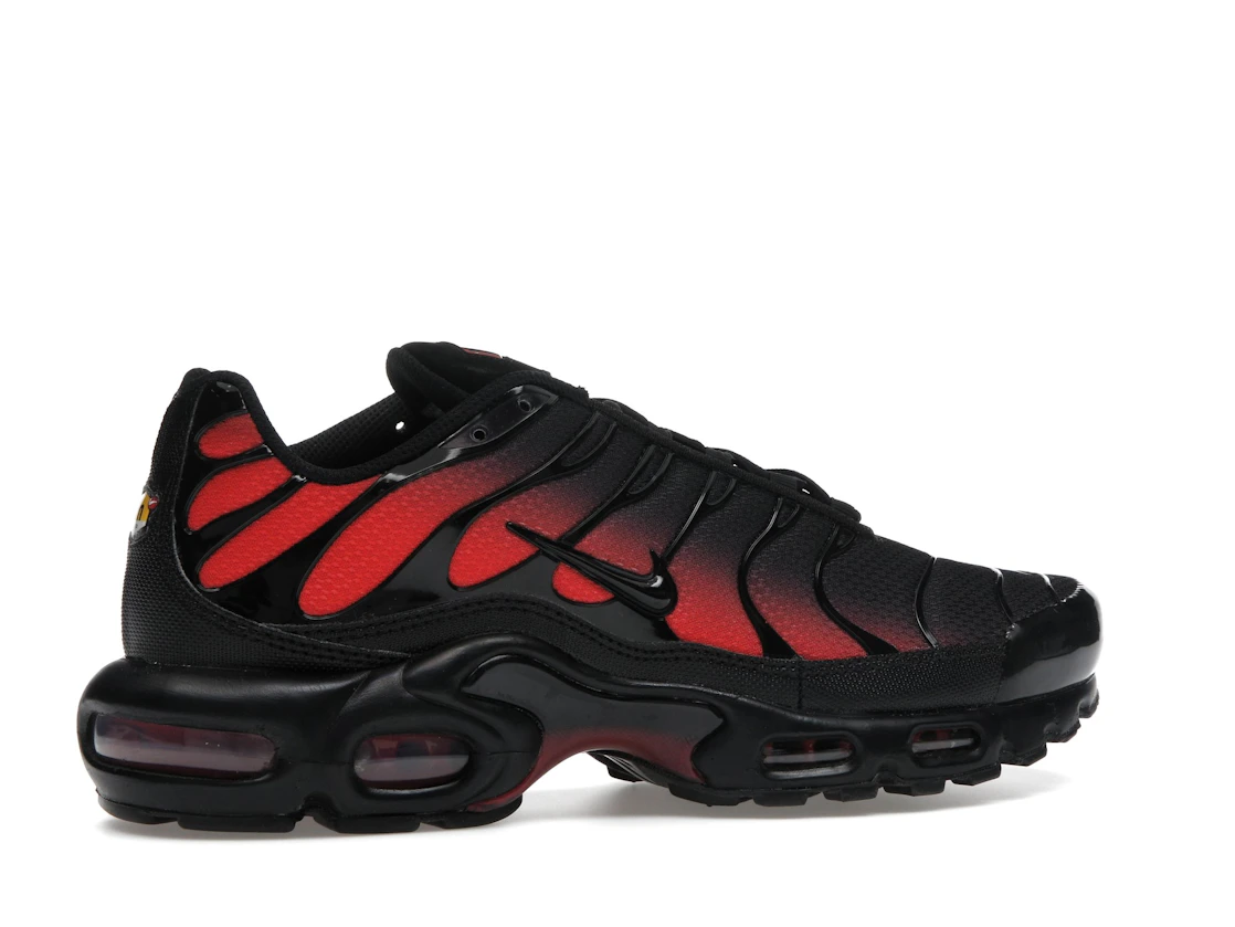 Vue 35 de Nike Air Max Plus Black Noble Red