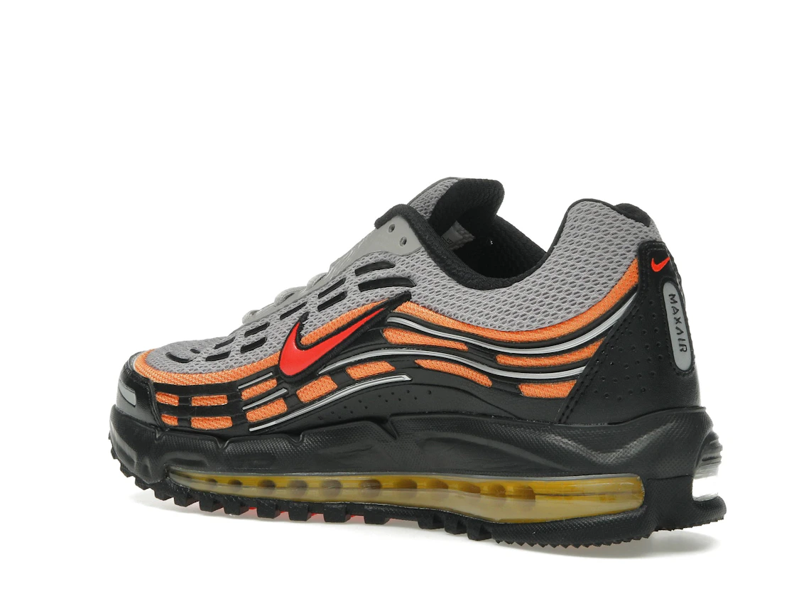 Vue 23 de Nike Air Max TL 2.5 College Grey Picante Red