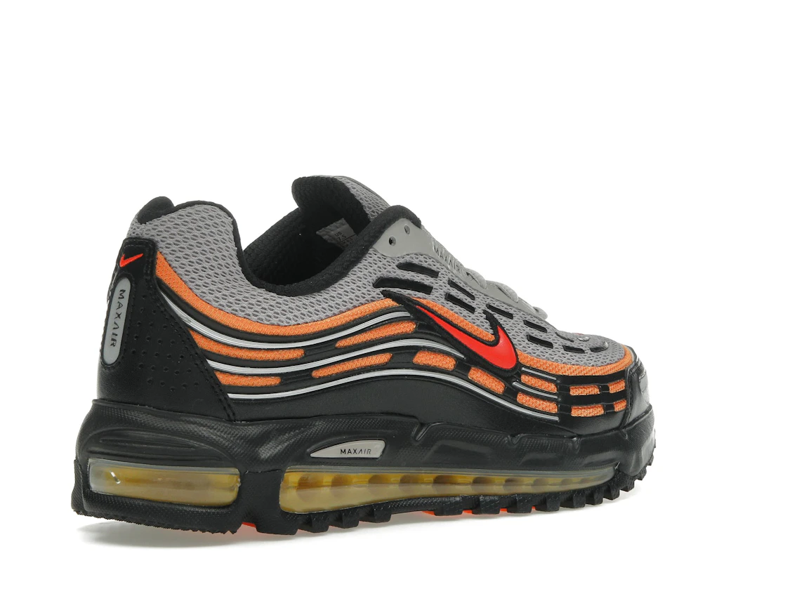 Vue 33 de Nike Air Max TL 2.5 College Grey Picante Red