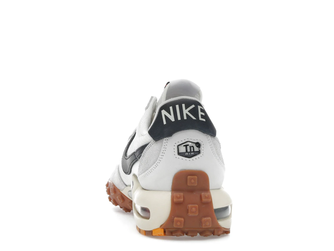 Vue 27 de Nike Air Max Waffle Racer SP Sail Black Gum