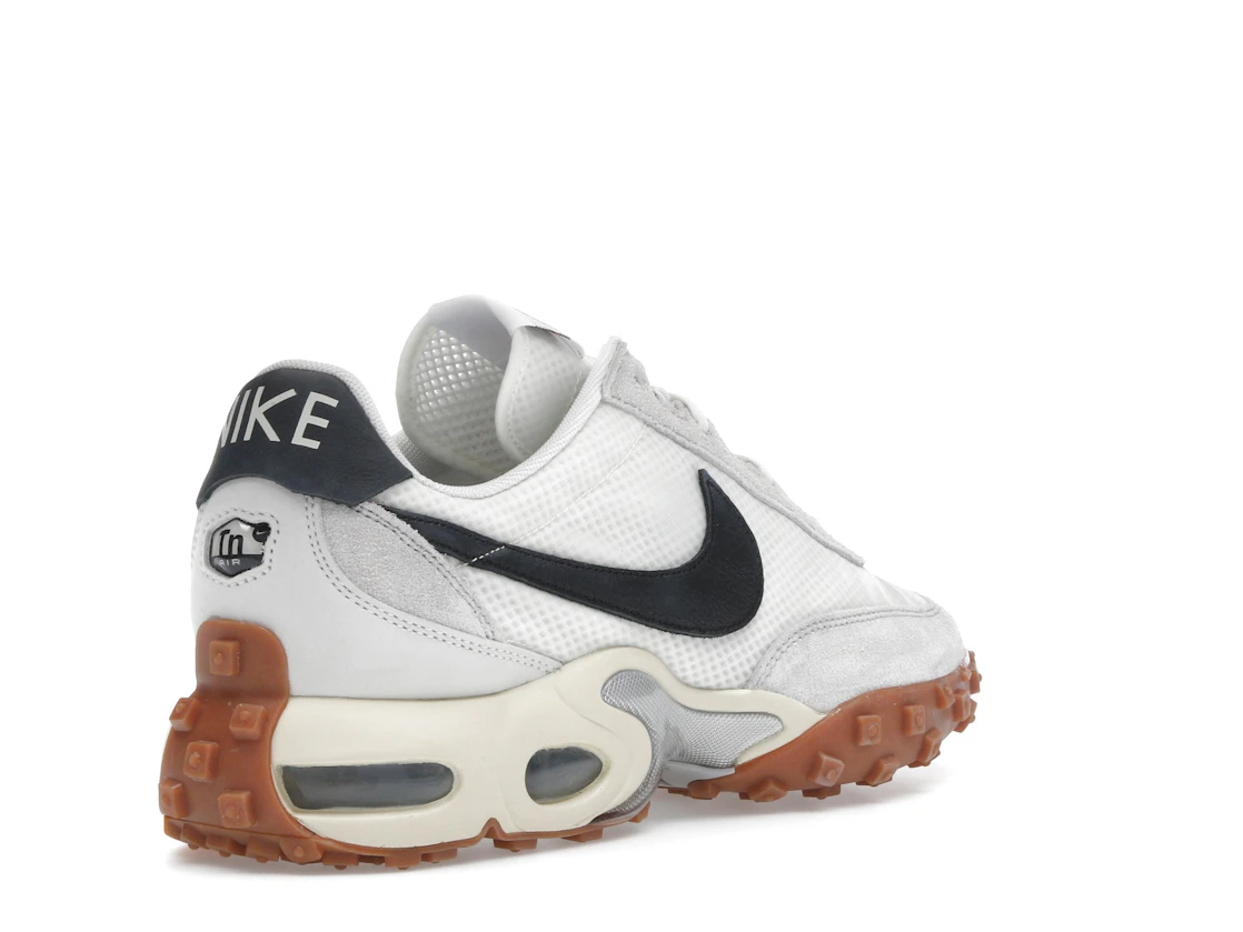 Vue 32 de Nike Air Max Waffle Racer SP Sail Black Gum