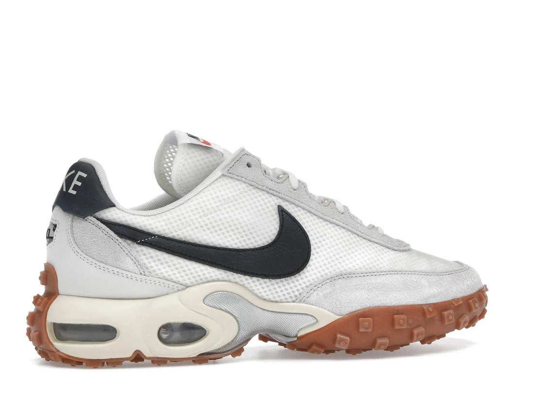 Vue 35 de Nike Air Max Waffle Racer SP Sail Black Gum