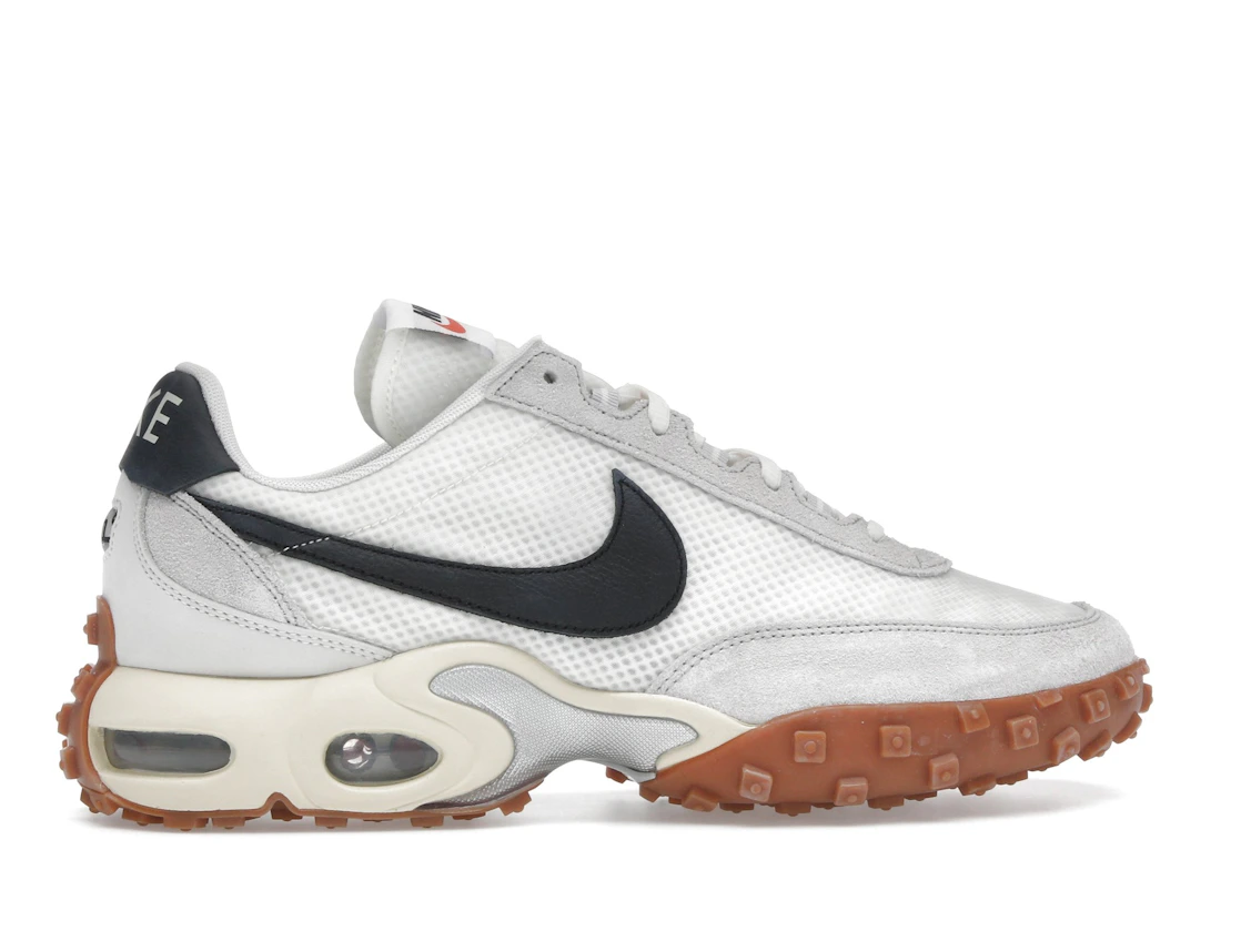 Vue 36 de Nike Air Max Waffle Racer SP Sail Black Gum