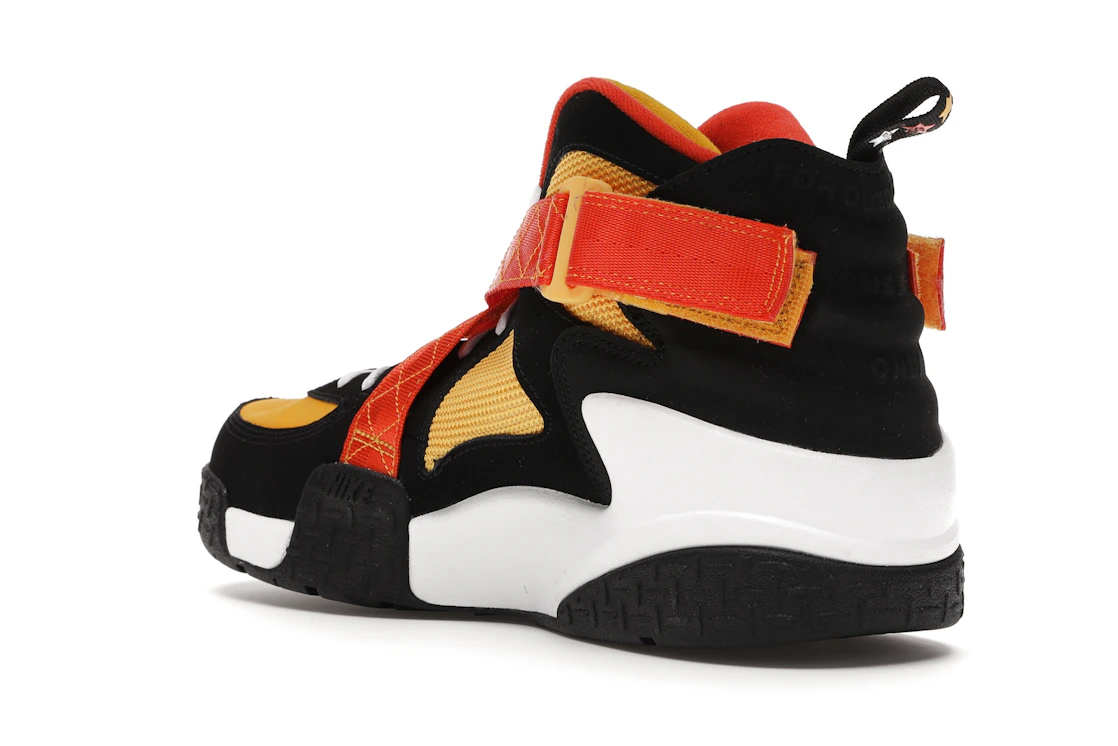 Vue 24 de Nike Air Raid Raygun