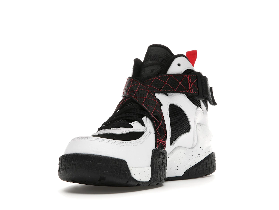 Vue 13 de Nike Air Raid White University Red