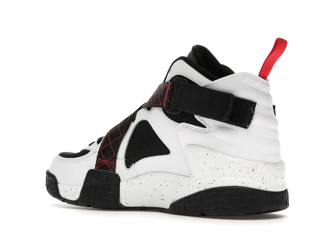 Vue 23 de Nike Air Raid White University Red
