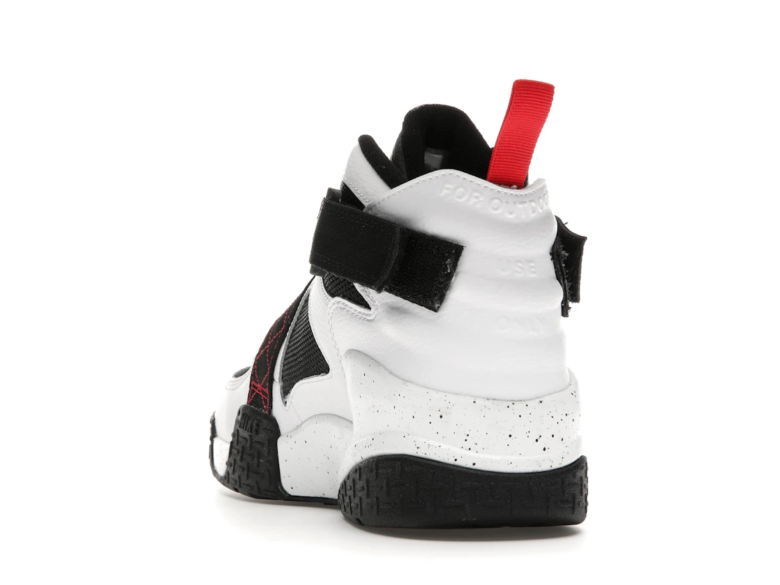 Vue 26 de Nike Air Raid White University Red
