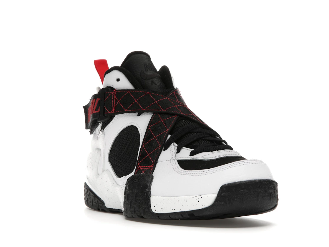 Vue 7 de Nike Air Raid White University Red