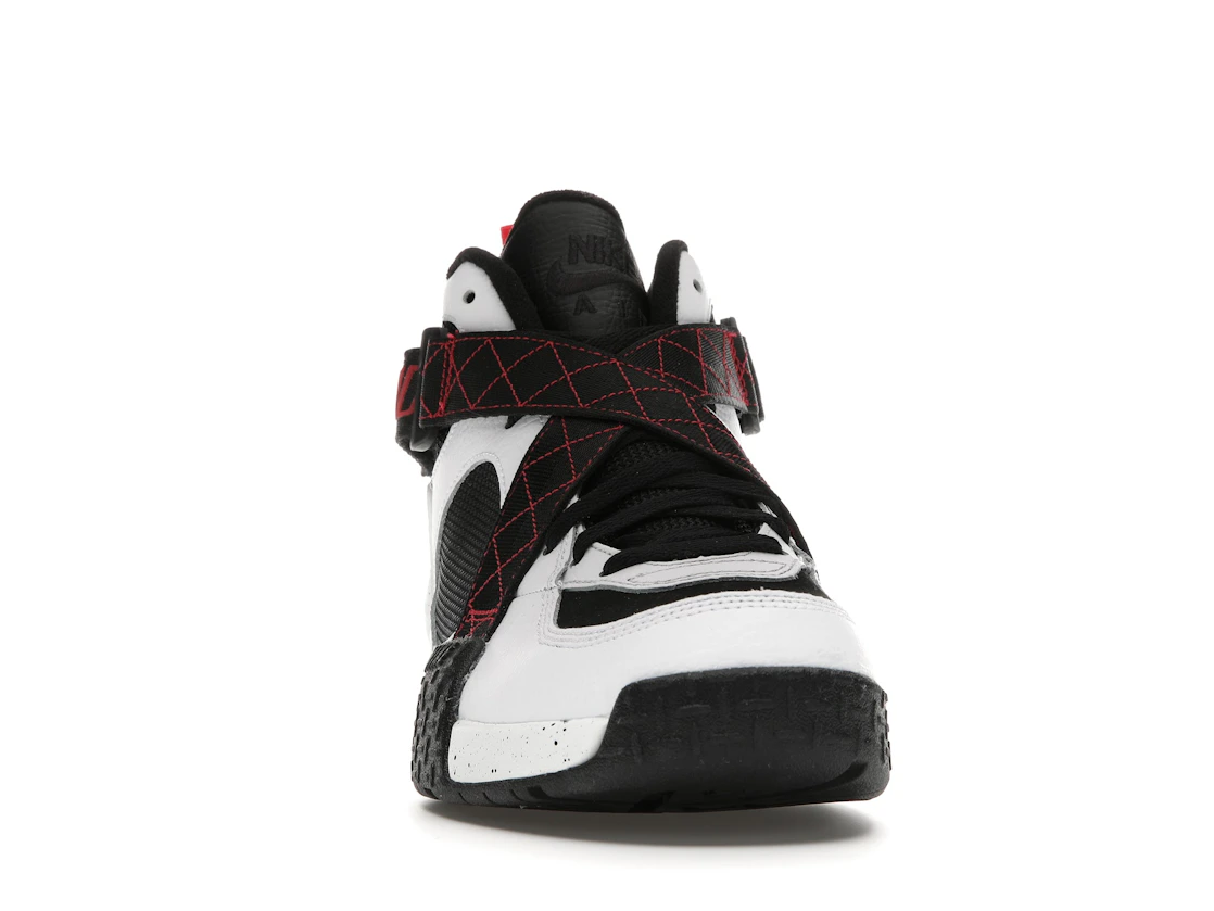 Vue 9 de Nike Air Raid White University Red