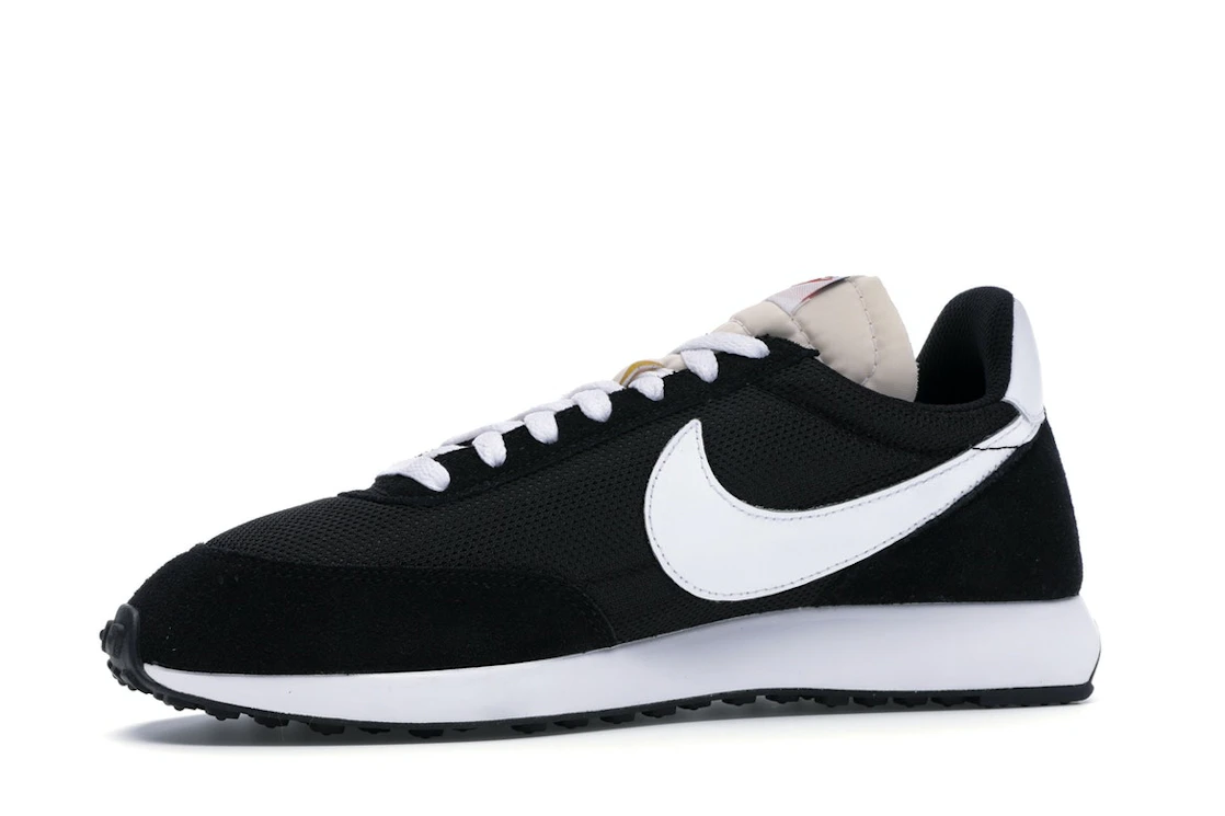 Vue 17 de Nike Air Tailwind Black White