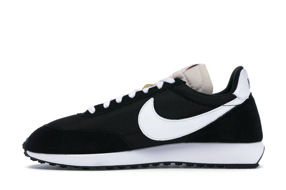Vue 19 de Nike Air Tailwind Black White