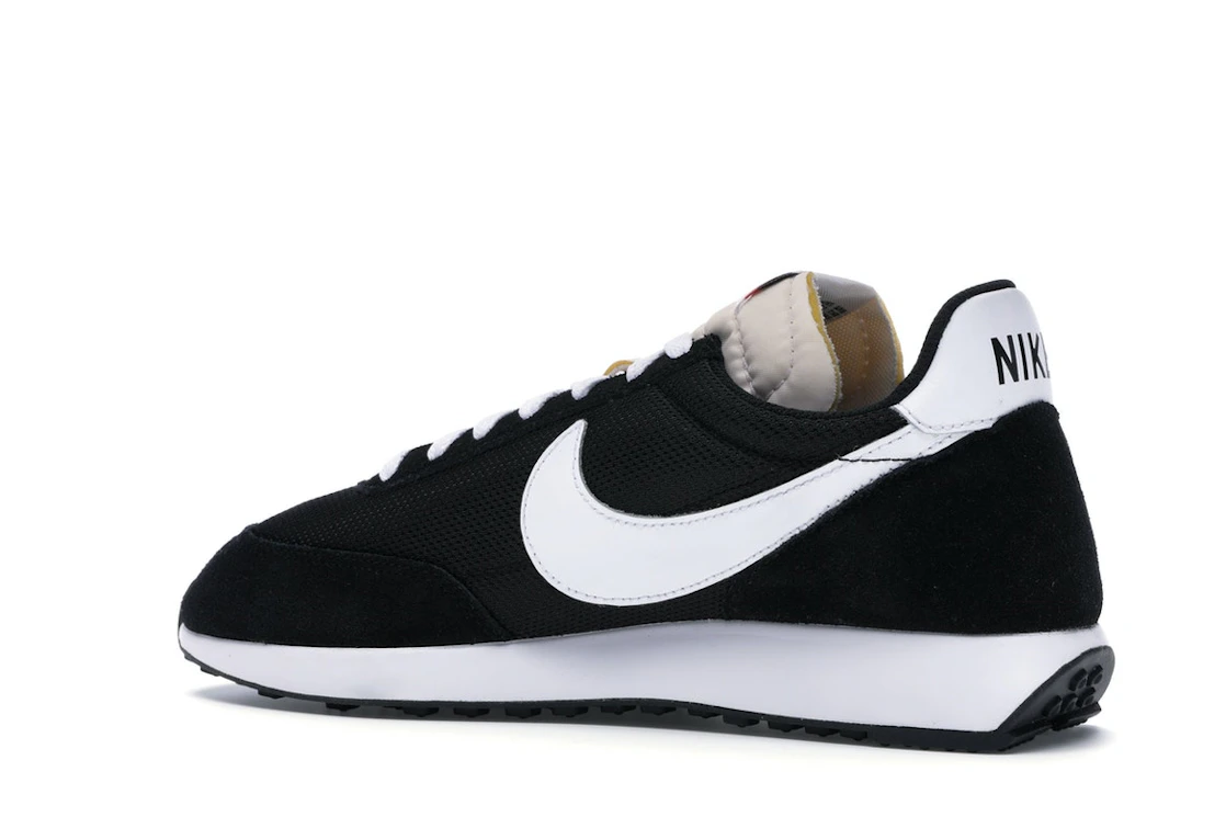 Vue 22 de Nike Air Tailwind Black White