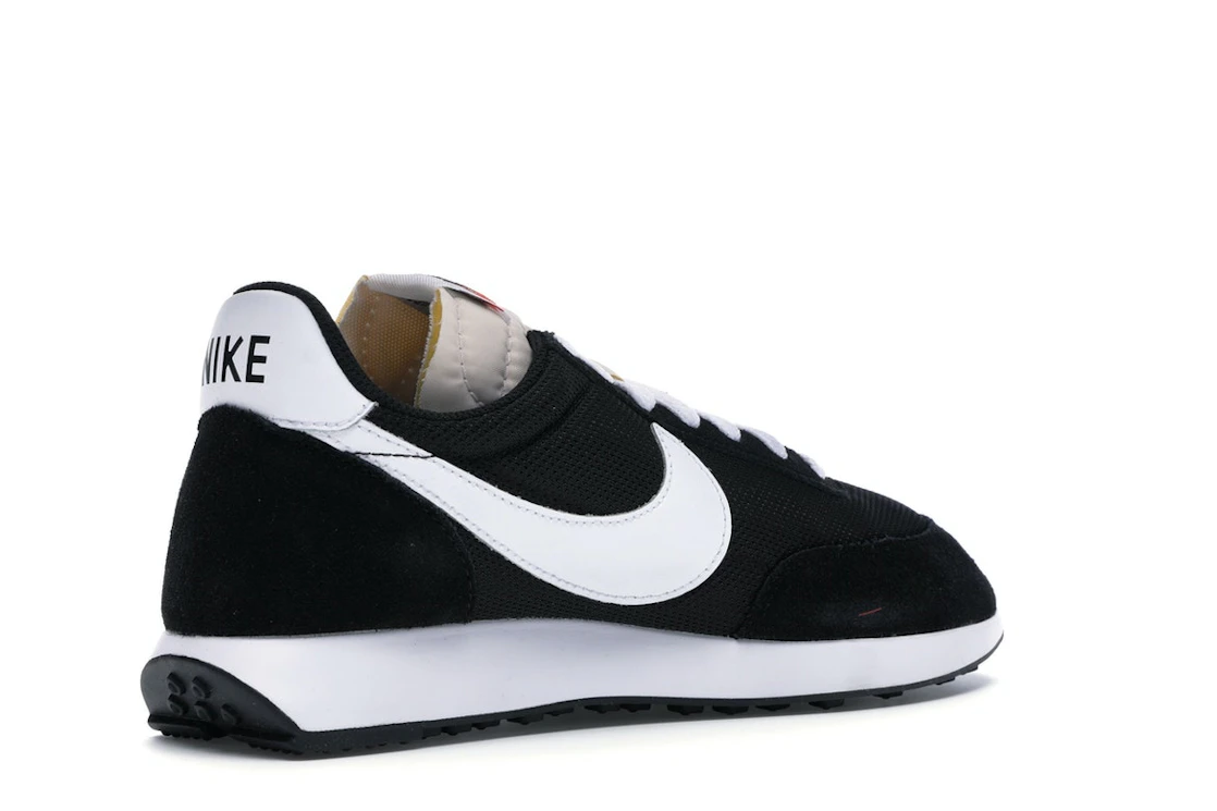 Vue 33 de Nike Air Tailwind Black White