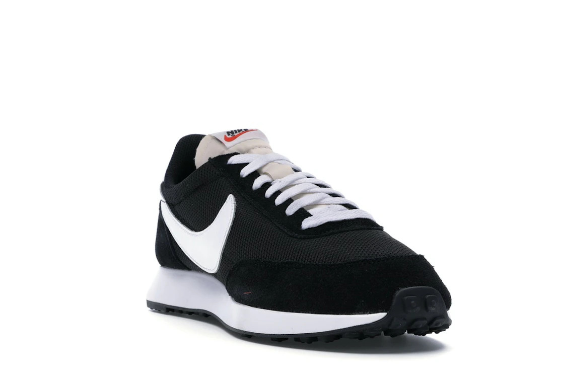 Vue 7 de Nike Air Tailwind Black White