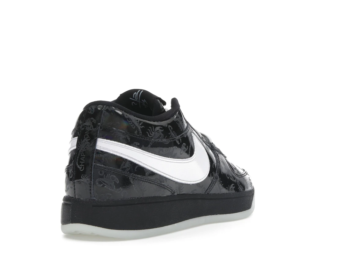Vue 31 de Nike Book 1 Halloween (2025)