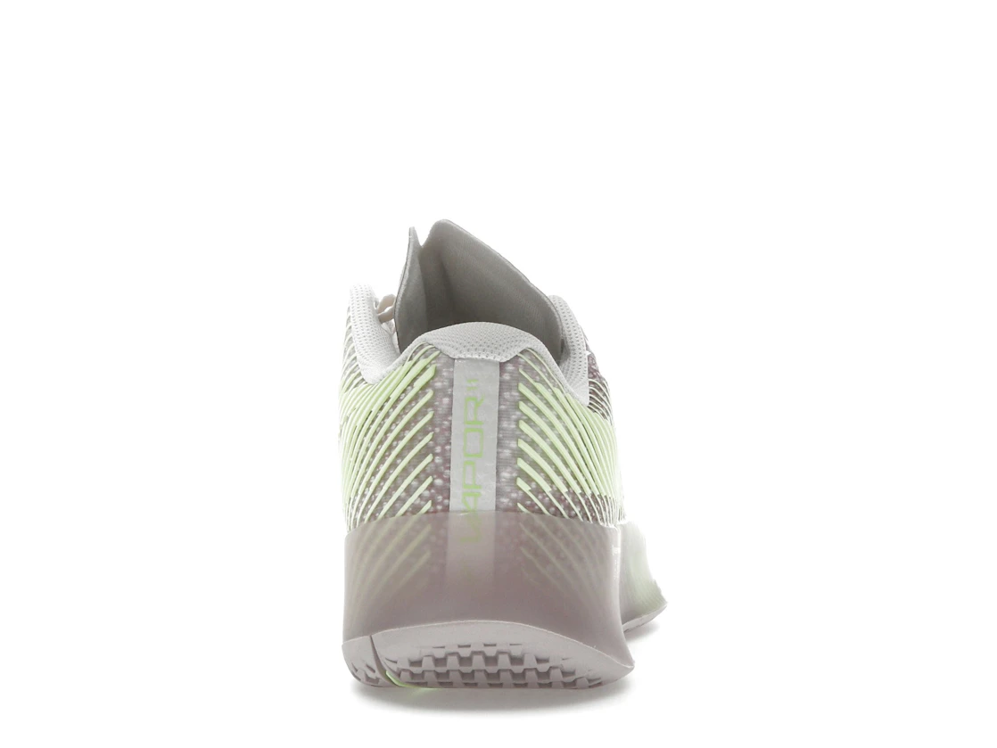 Vue 28 de Nike Court Air Zoom Vapor 11 Premium HC Phantom Platinum Violet Barely Volt 