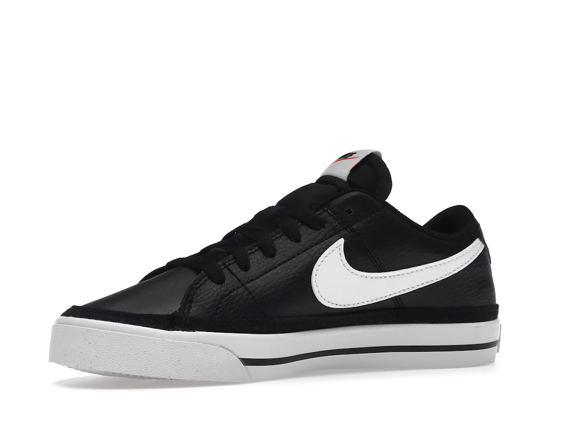 Vue 16 de Nike Court Legacy Next Nature Black White 