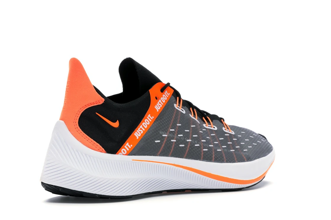 Vue 33 de Nike EXP-X14 Just Do It Pack Black
