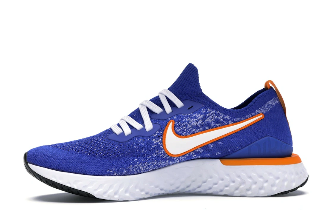 Vue 18 de Nike Epic React Flyknit 2 Racer Blue