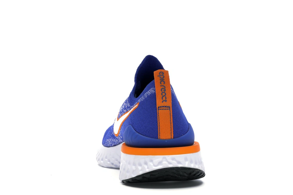 Vue 27 de Nike Epic React Flyknit 2 Racer Blue