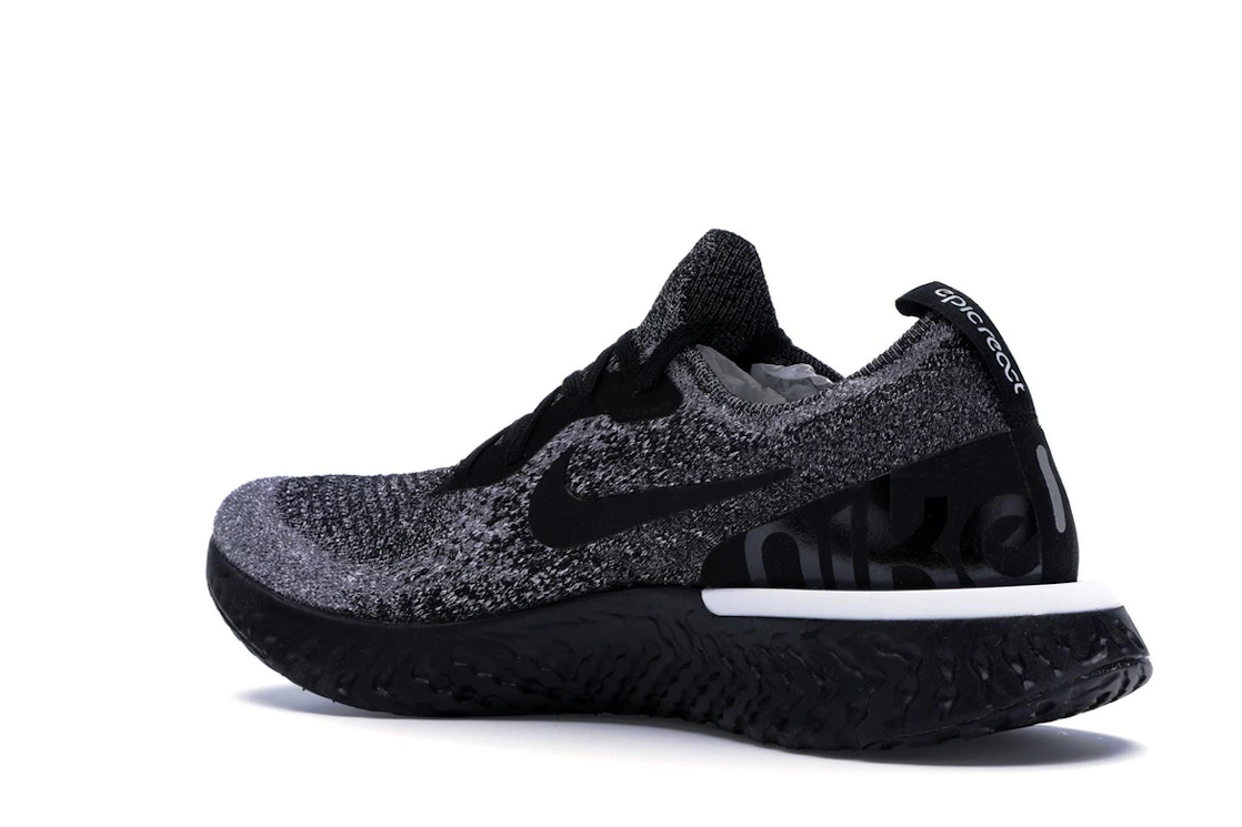 Vue 23 de Nike Epic React Flyknit Cookies & Cream 
