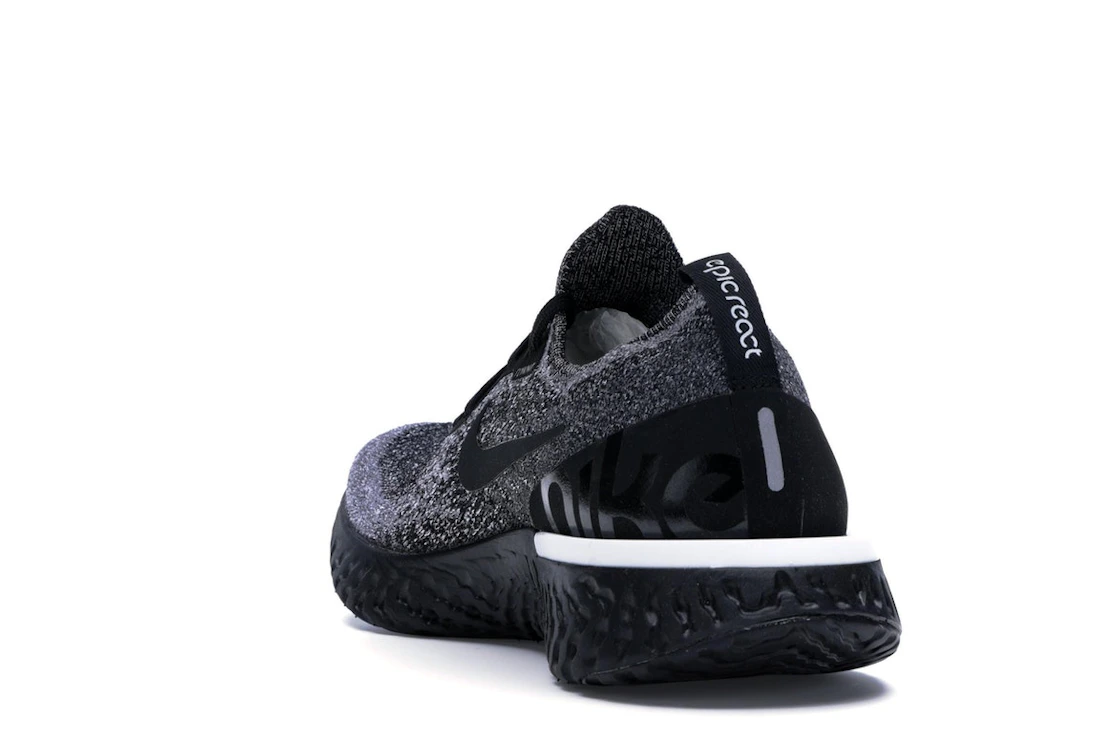 Vue 26 de Nike Epic React Flyknit Cookies & Cream 
