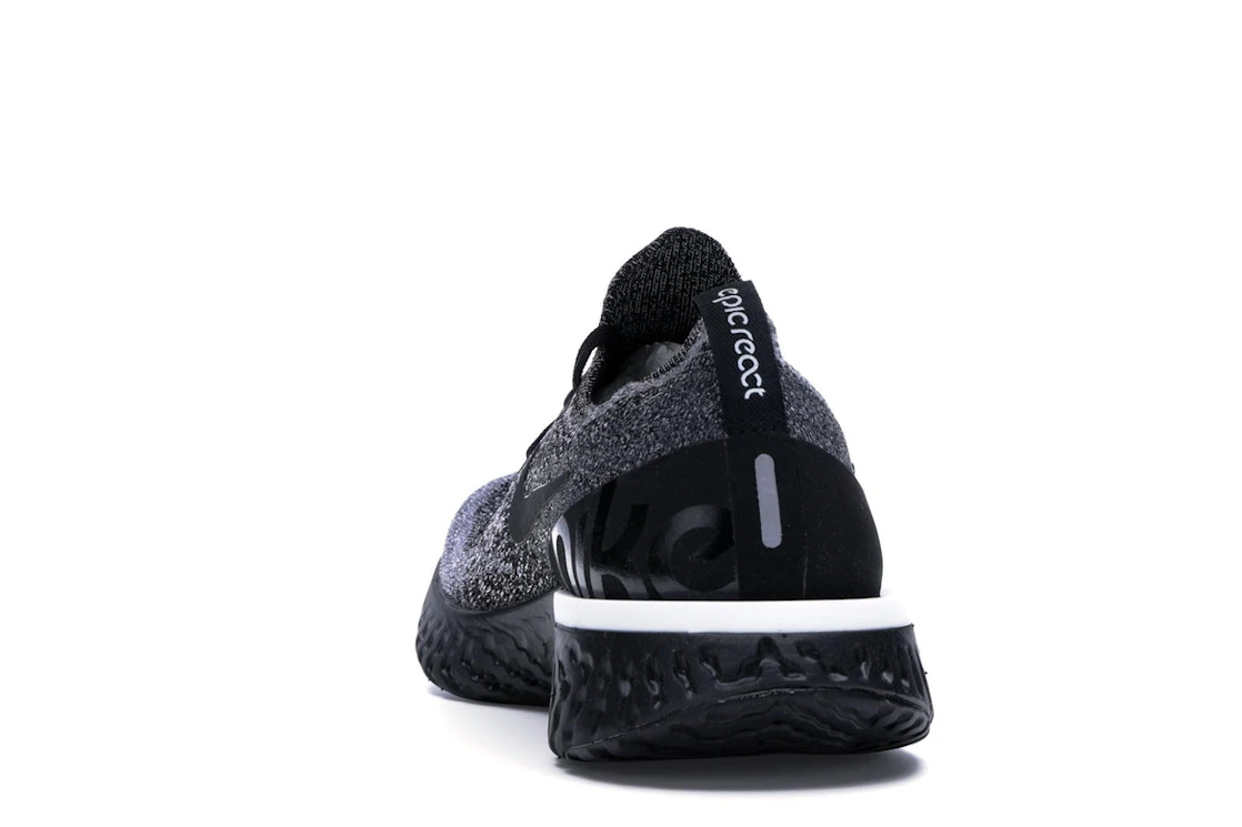 Vue 27 de Nike Epic React Flyknit Cookies & Cream 