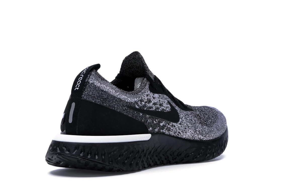 Vue 32 de Nike Epic React Flyknit Cookies & Cream 
