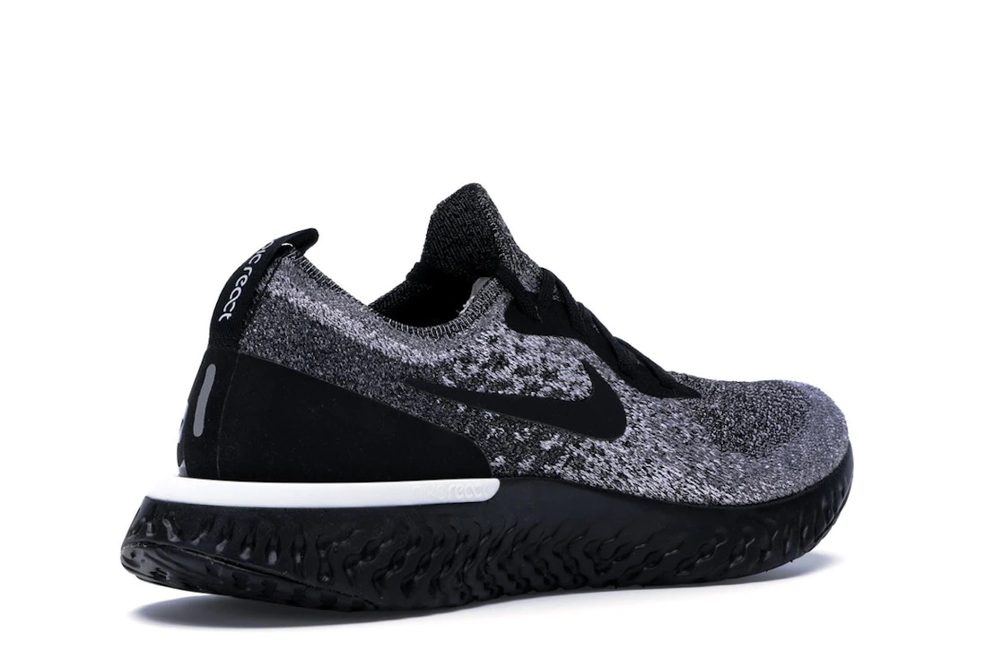 Vue 33 de Nike Epic React Flyknit Cookies & Cream 