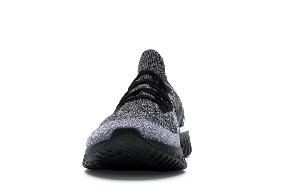 Vue 11 de Nike Epic React Flyknit Cookies & Cream