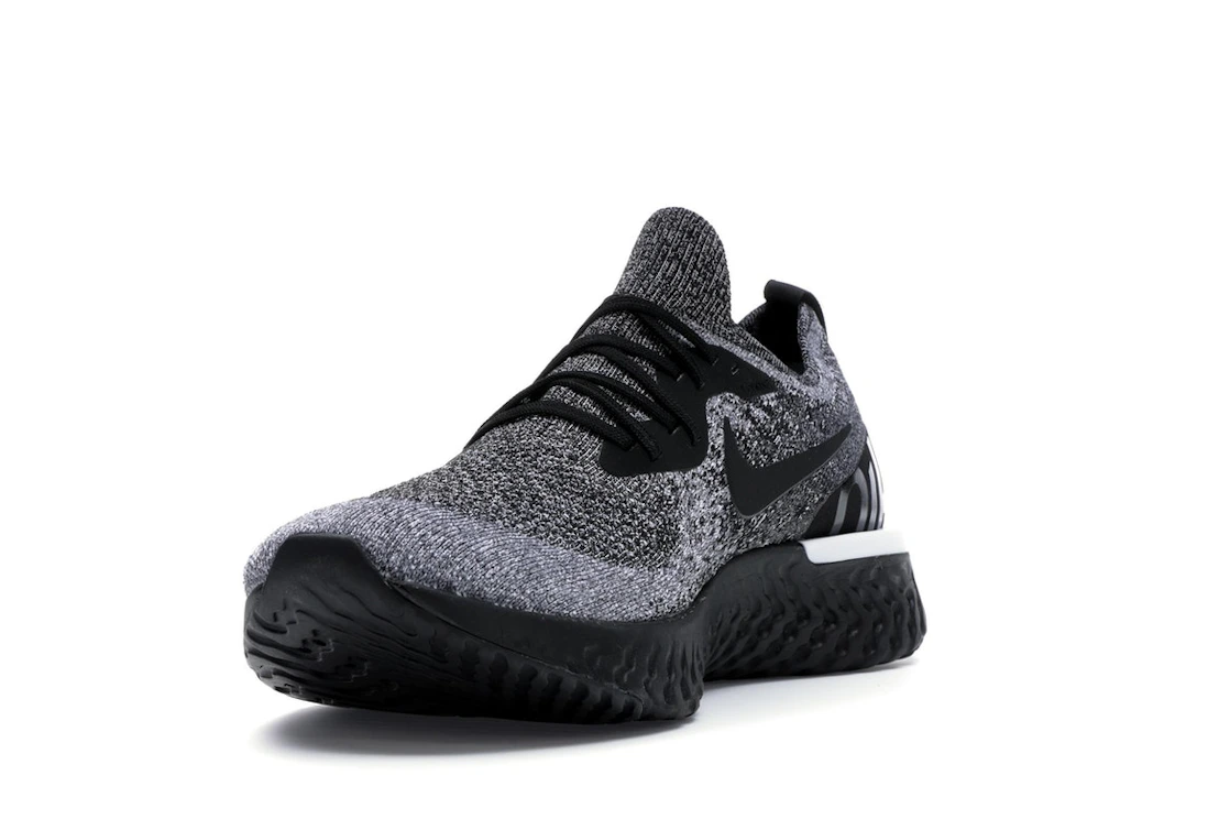 Vue 13 de Nike Epic React Flyknit Cookies & Cream