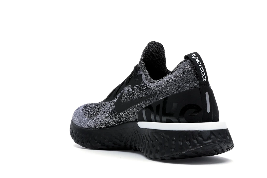 Vue 25 de Nike Epic React Flyknit Cookies & Cream