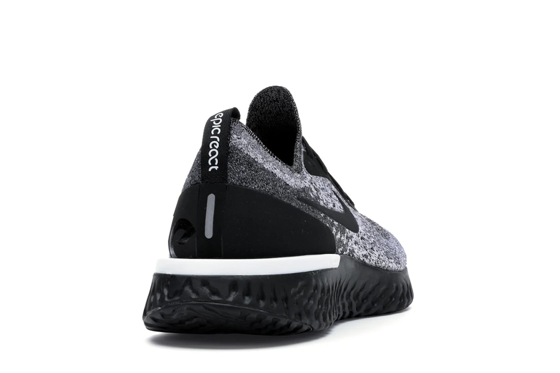 Vue 30 de Nike Epic React Flyknit Cookies & Cream